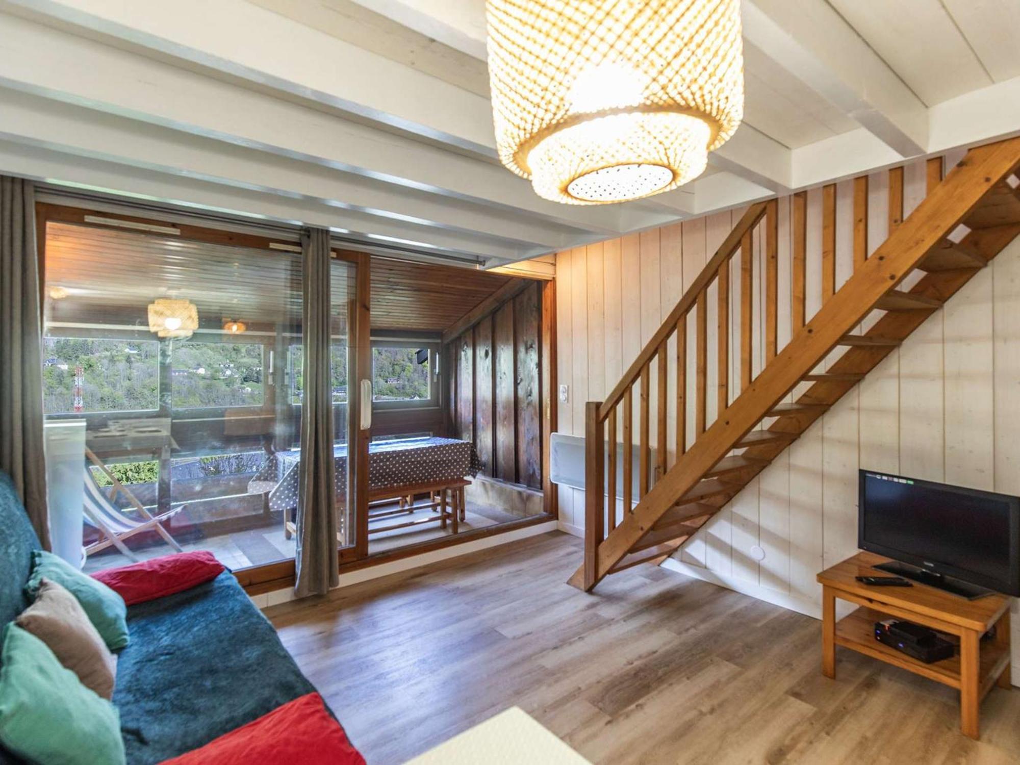 T2 Renove Avec Terrasse, Parking Prive, Local Velos A Cauterets - Fr-1-401-290 Bagian luar foto