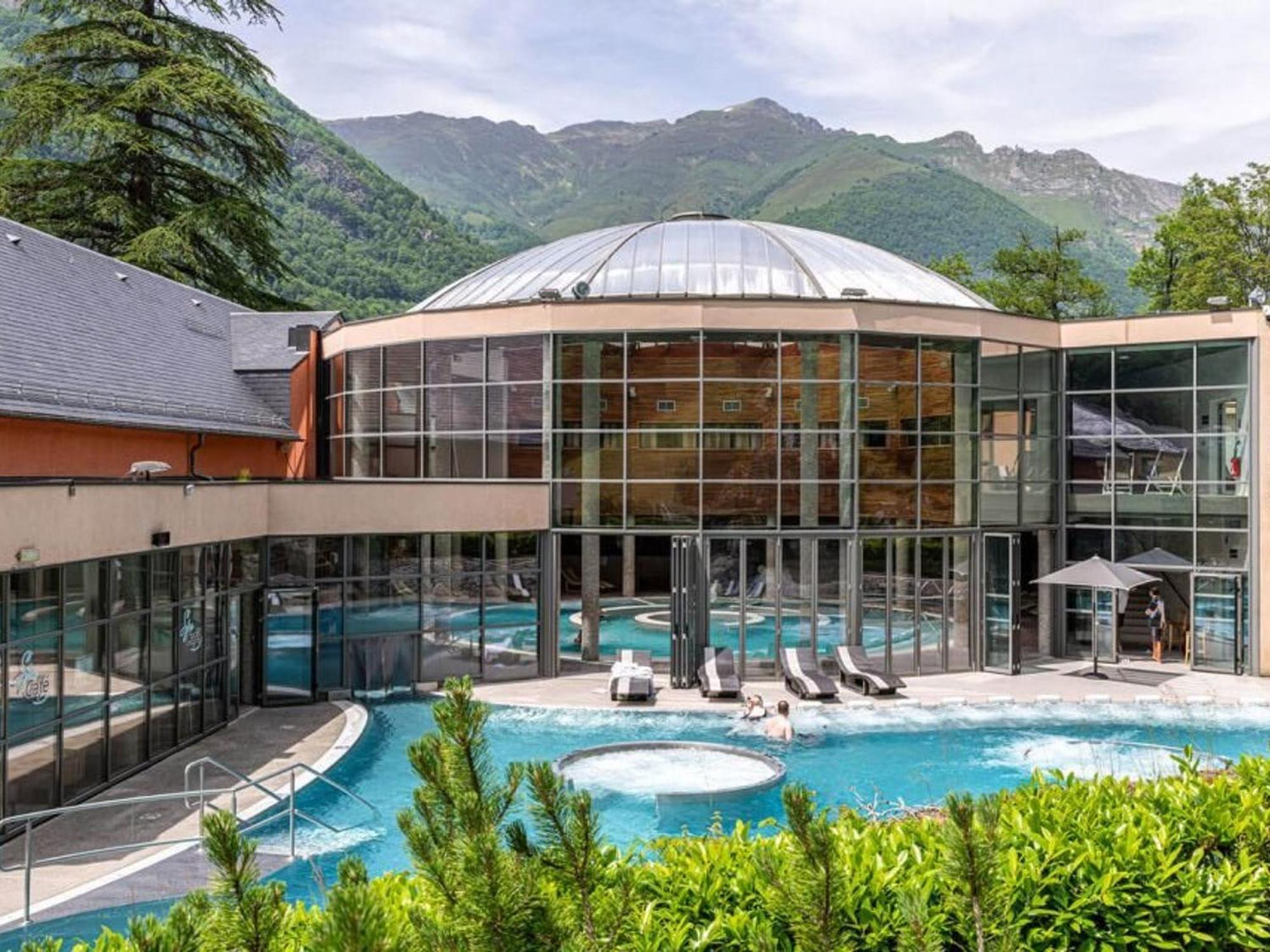 T2 Renove Avec Terrasse, Parking Prive, Local Velos A Cauterets - Fr-1-401-290 Bagian luar foto